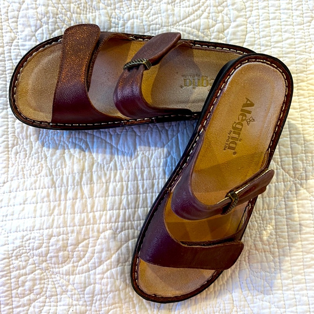 Alegria slide sandals